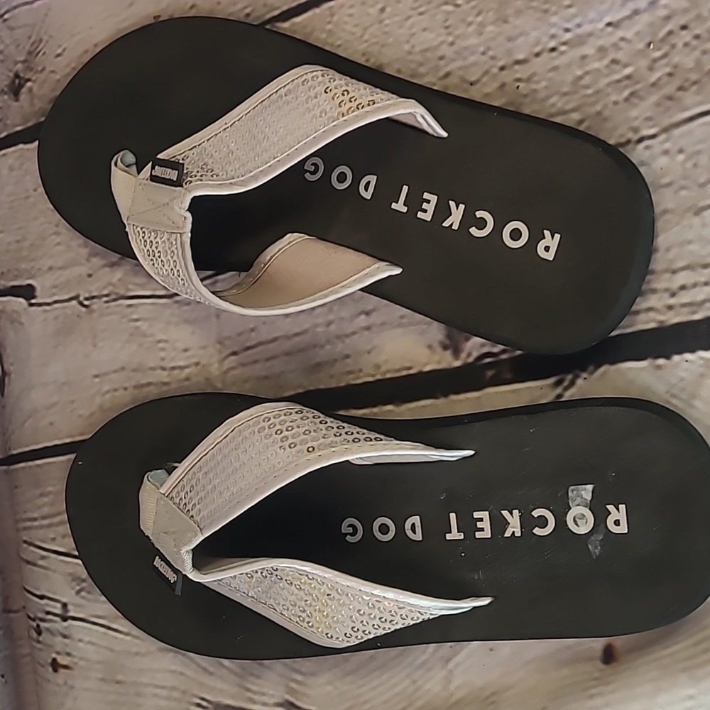 Flip flops - Picture 2 of 3